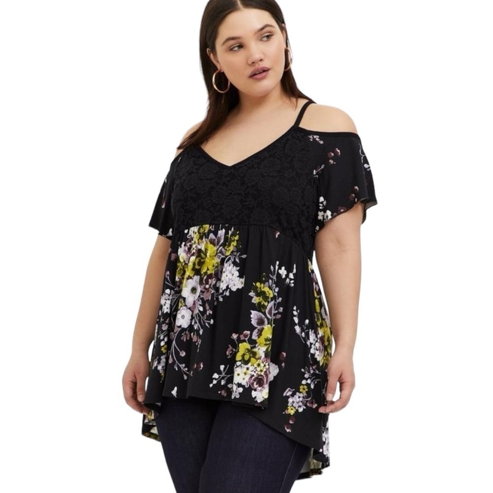 Super Soft And Lace Cold Shoulder Babydoll Top Size 1